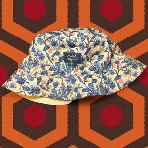 NWOT Splash House Reversible Bucket Hat
